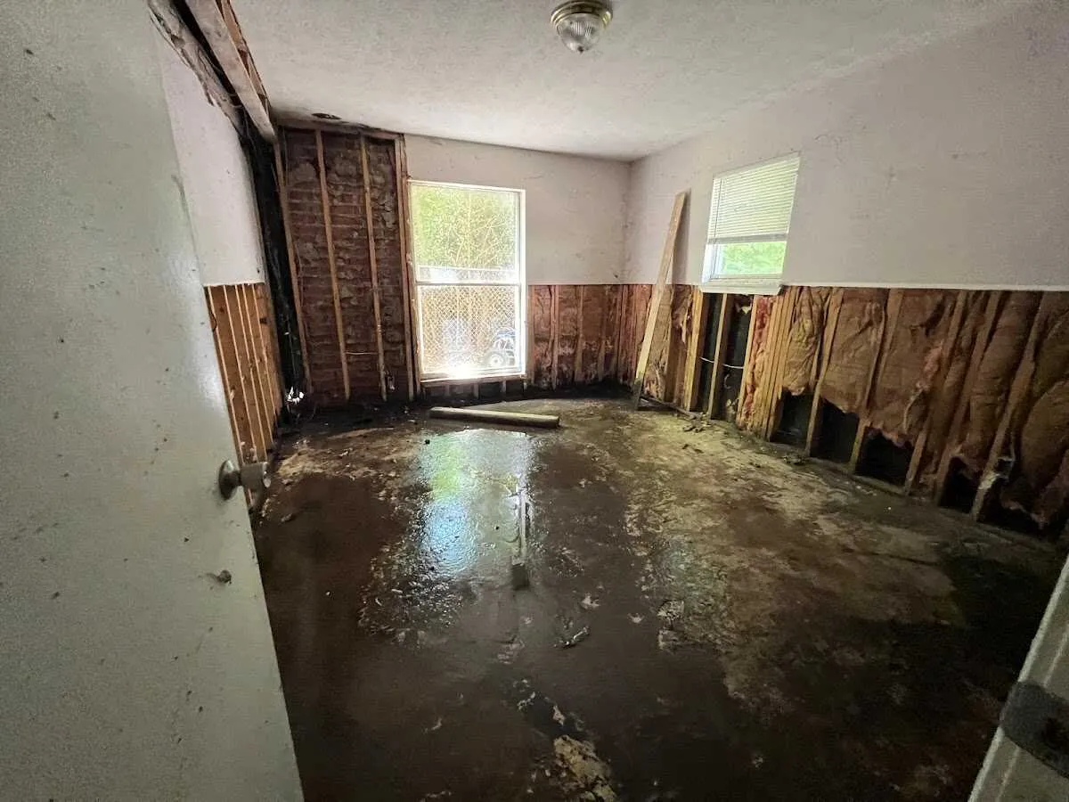 Water Damage Restoration services in Sarasota Springs, FL